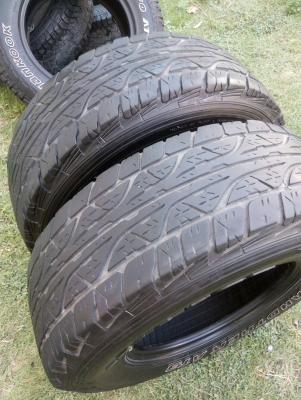 265/70R16 DUNLOP GRANDTREK  A/T3  ตัวหนังสือขาว ปีใหม่ 2015 ไม่มีปะ  มี 2 เส้น tel.081-427-3941 ไอดีไลน์ 0814273941