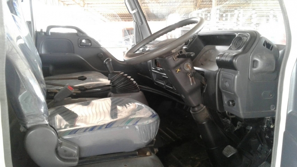 ขายด่วนรถ6ล้อดั้มNQRเครือง150แรงม้าปี50ดั้ม5คิวกะบะยาว4.30