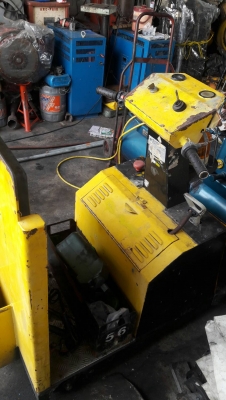 รถลากของในโรงงานใช้แบตเตอรี่ 24 โวล นำเข้าจากญี่ปุ่น รถลากของในโรงงานใช้แบตเตอรี่ 24 โวล นำเข้าจากญี่ปุ่น