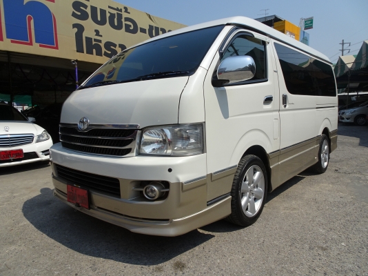 TOYOTA VENTURY 2.7 AT ปี2009