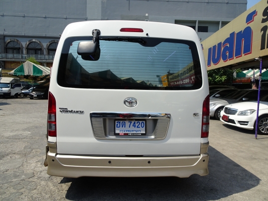 TOYOTA VENTURY 2.7 AT ปี2009