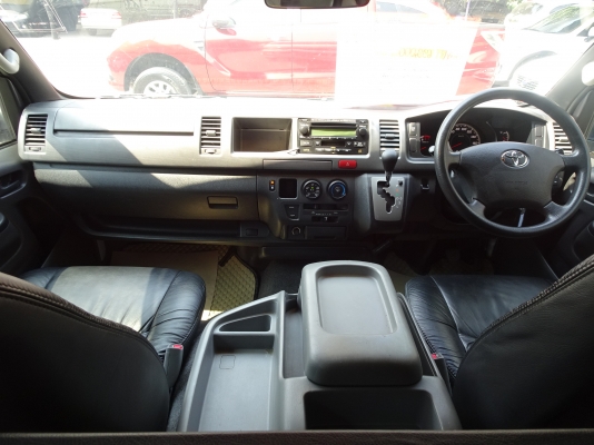 TOYOTA VENTURY 2.7 AT ปี2009