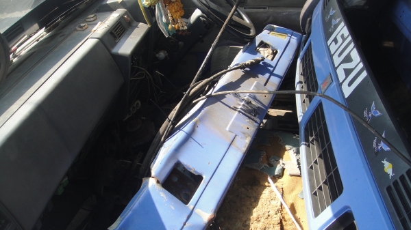 หัว NPR สวยๆ ขาหน้า-หลัง กันชน ของครบ ยกใส่รถได้เลย หัว NPR สวยๆ ขาหน้า-หลัง กันชน ของครบ ยกใส่รถได้เลย