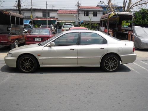 ขายถูก HONDA ACCORD V-TEC A-Tไฟท้าย2ก้อน ABS-AIRBAG ล้อ ce17พร้oมใช้