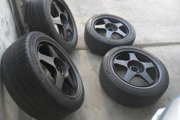 ล้อแท้17นิ้ว4รู100กว้าง7.5ET40 พร้อมยาง สวยๆ 4 ล้อ ราคา 6900 บาท