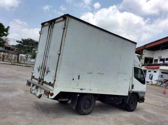 MITSUBISHI รถบรรทุก 4 ล้อ 2006