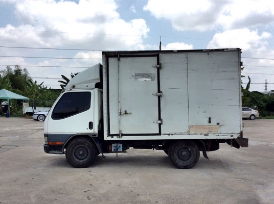 MITSUBISHI รถบรรทุก 4 ล้อ 2006