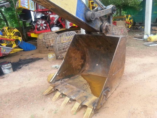 ขายรถขุด แบคโคKOMATSU PC200-5 เครื่องดี ช่วงล่างดี เอวแน่น ทำงานเร็ว สภาพสวยพร้อมใช้งาน สนใจโทร 090-8588220คุณนะ 093-3258446คุณบิว หรือเข้าดูสินค้าอื่นๆได้ที่ www.truck.in.th/498 หรือเพจFacebook ณรงค์ ซื้อขายรถมือสอง (เว็บไซต์ส่วนตัว) หรือFacebook คุณนะ ร