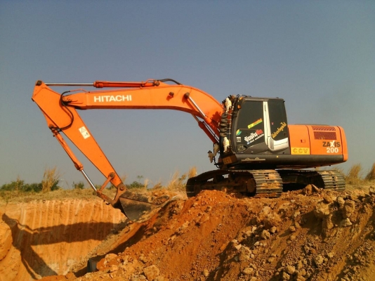 ขายรถแบคโฮ HITACHI ZX200-3 เอกสารเล่มทะเบียน 10000 ชม.ราคา 1480000