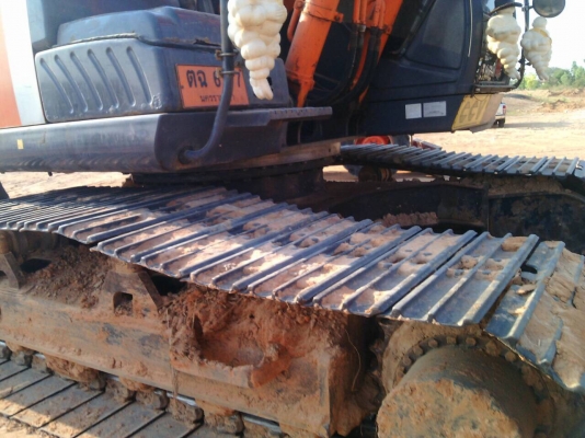 ขายรถแบคโฮ HITACHI ZX200-3 เอกสารเล่มทะเบียน 10000 ชม.ราคา 1480000