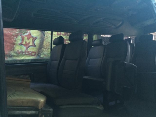 TOYOTA HIACE หัวจรวด สภาพสวย หลังคาสูง เครื่องแน่น พร้อมใช้งาน