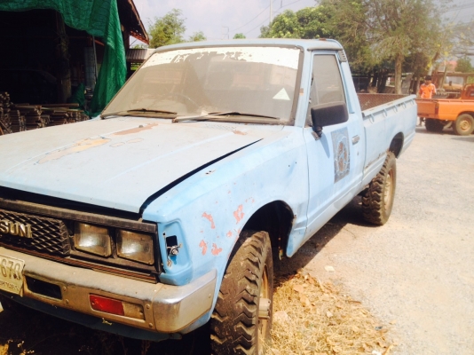 นิสสัน 4 ล้อ สองเพลา โฟวิน เครื่อง Z16  ขายตามสภาพ