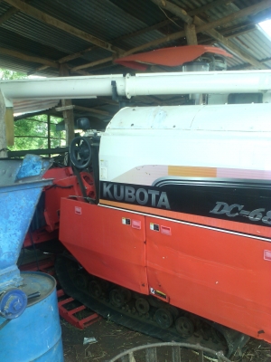 รถเกี่ยวข้าว