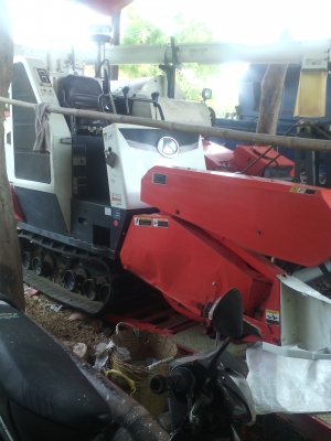 รถเกี่ยวข้าว