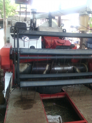 รถเกี่ยวข้าว