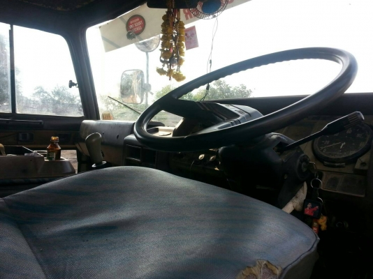 ขายรถ10ล้อ 2เพลา เครื่อง260แรง สภาพสวยพร้อมใช้งาน เอกสารพร้อมโอน สนใจโทร 090-8588220คุณนะ 093-3258446คุณบิว หรือเข้าดูสินค้าอื่นๆได้ที่ www.truck.in.th/498 หรือเพจFacebook ณรงค์ ซื้อขายรถมือสอง (เว็บไซต์ส่วนตัว) หรือFacebook คุณนะ รถบรรทุก