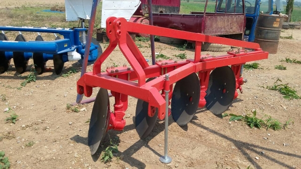 ขายผาน4×22ของKKของใหม่ยังไม่ใด้ลงดินเลยครับ ขายผาน4×22ของKKของใหม่ยังไม่ใด้ลงดินเลยครับ