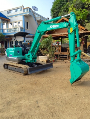 KOBELCO SK-045 ขนาดPC-45(คอลโทนสั้นปั๊มนิ้ว)รถเก่านอกมีเอกสาร☎️ติดต่อ 085-5632278 (ราคาต่อรองได้)