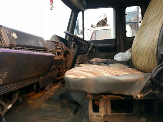 ขายรถ10ล้อ1เพลา ร็อกกี้175แรง FVM12MY เอกสารพร้อมโอน สนใจโทร 090-8588220คุณนะ 093-3258446คุณบิว หรือเข้าดูสินค้าอื่นๆได้ที่ www.truck.in.th/498 หรือเพจFacebook ณรงค์ ซื้อขายรถมือสอง (เว็บไซต์ส่วนตัว) หรือFacebook คุณนะ รถบรรทุก