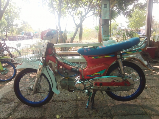 ขายดรีมคุรุ ลูกเชีย เเคมซิ่ง (มีเล่มทะเบียน เลขเครื่องโครงตรงกัน ไม่โอน) รถพร้อมใช้งาน ค่าตัว 10500 บ. ขายดรีมคุรุ ลูกเชีย เเคมซิ่ง (มีเล่มทะเบียน เลขเครื่องโครงตรงกัน ไม่โอน) รถพร้อมใช้งาน ค่าตัว 10500 บ.