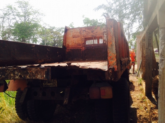 ISUZU TX 100 รถบรรทุกหกล้อดัมพ์ ยาง 900 เครื่อง 125 แรง