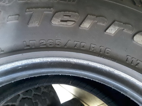 BF All USA. 265/70/16 ปลายปี10 สภาพสวยๆ 1ชุด