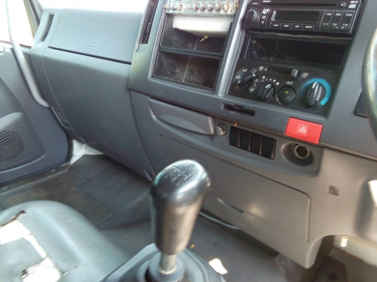 6 ล้อกลาง EURO.3*  ISUZU  FRR 210 แรง *คอมมอนเรว* ยาว 5.60ม. รถสวยเดิม+สวยจริง *รถห้างแท้ * มีเล่มพร้อมโอน *