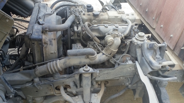 รถบรรทุก NKR เป็นรถประกอบ 4ล้อ ยาว 4.20 เมตร เครื่อง 85 แรงม้า ขายพร้อมเทรนเลอร์ บรรทุกแม็คโครเล็ก ราคา 380000 บาท