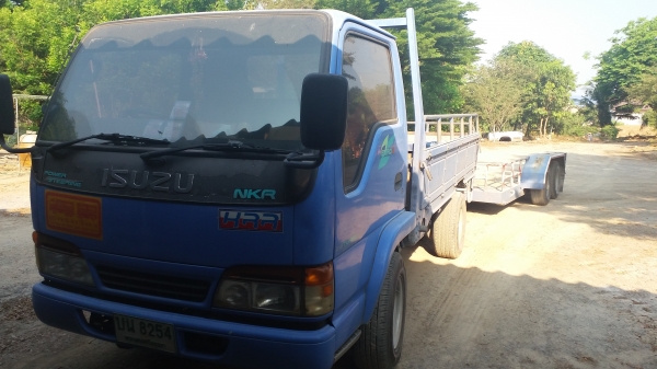 รถบรรทุก NKR เป็นรถประกอบ 4ล้อ ยาว 4.20 เมตร เครื่อง 85 แรงม้า ขายพร้อมเทรนเลอร์ บรรทุกแม็คโครเล็ก ราคา 380000 บาท