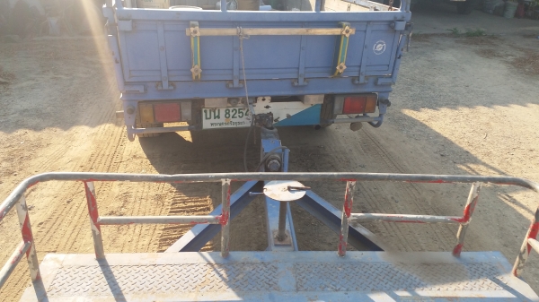 รถบรรทุก NKR เป็นรถประกอบ 4ล้อ ยาว 4.20 เมตร เครื่อง 85 แรงม้า ขายพร้อมเทรนเลอร์ บรรทุกแม็คโครเล็ก ราคา 380000 บาท