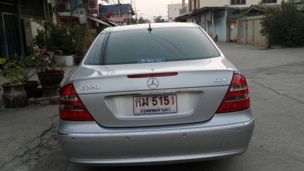 รถบ้านน้องพ่อฝากขายครับ E220 cdi Elegance ปี06 ติดต่อ0865722775