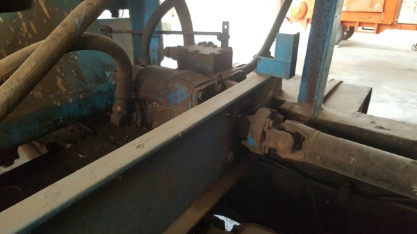 ขาย รถโม่ปูน แบบโม่โซ่ 5 คิว NISSAN CW50M เครื่อง V 8 สูบ 320 แรงม้า คัสซีสวยตลอดเส้น ช่วงล่างแน่น ทะเบียนพร้อมโอนครับ ราคาต่อรองได้ ขาย รถโม่ปูน แบบโม่โซ่ 5 คิว NISSAN CW50M เครื่อง V 8 สูบ 320 แรงม้า คัสซีสวยตลอดเส้น ช่วงล่างแน่น ทะเบียนพร้อมโอนครับ ราคาต่อรองได้