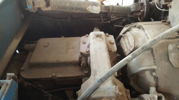 ขาย รถโม่ปูน แบบโม่โซ่ 5 คิว NISSAN CW50M เครื่อง V 8 สูบ 320 แรงม้า คัสซีสวยตลอดเส้น ช่วงล่างแน่น ทะเบียนพร้อมโอนครับ ราคาต่อรองได้