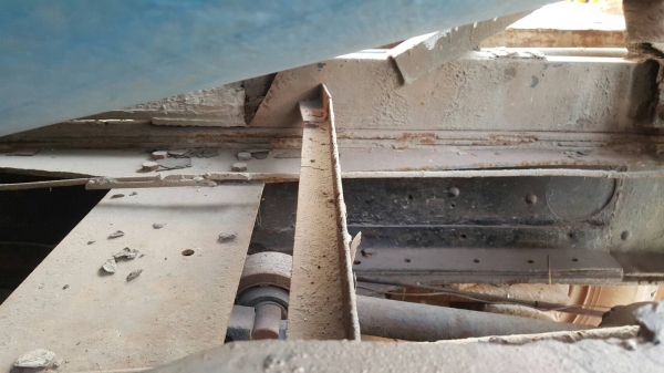 ขาย รถโม่ปูน แบบโม่โซ่ 5 คิว NISSAN CW50M เครื่อง V 8 สูบ 320 แรงม้า คัสซีสวยตลอดเส้น ช่วงล่างแน่น ทะเบียนพร้อมโอนครับ ราคาต่อรองได้