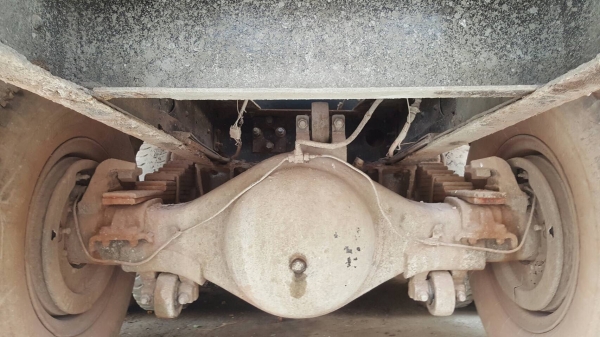 ขาย รถโม่ปูน แบบโม่โซ่ 5 คิว NISSAN CW50M เครื่อง V 8 สูบ 320 แรงม้า คัสซีสวยตลอดเส้น ช่วงล่างแน่น ทะเบียนพร้อมโอนครับ ราคาต่อรองได้