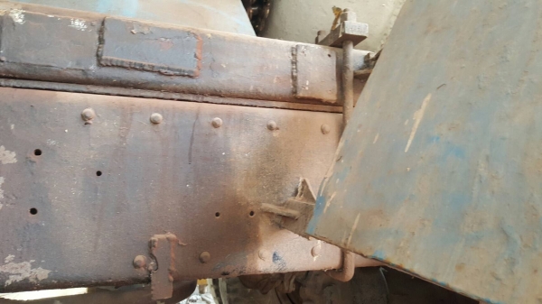 ขาย รถโม่ปูน แบบโม่โซ่ 5 คิว NISSAN CW50M เครื่อง V 8 สูบ 320 แรงม้า คัสซีสวยตลอดเส้น ช่วงล่างแน่น ทะเบียนพร้อมโอนครับ ราคาต่อรองได้