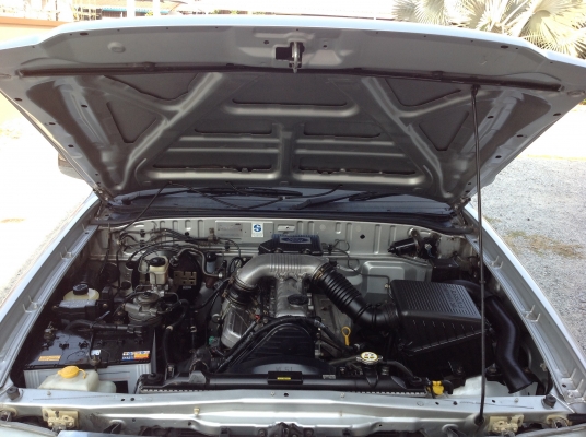 ฟอดเรนเจอ ปี2005 โอเพ่นแค็ป สภาพนี้หายากแล้วครับ จอดในร่มตลอด