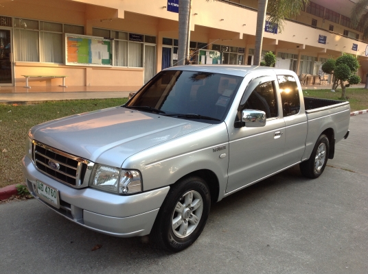 ฟอดเรนเจอ ปี2005 โอเพ่นแค็ป สภาพนี้หายากแล้วครับ จอดในร่มตลอด