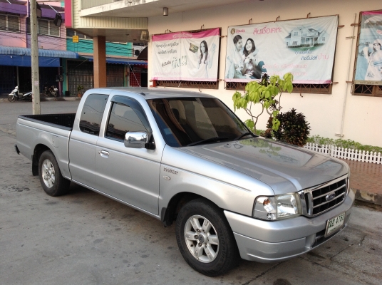 ฟอดเรนเจอ ปี2005 โอเพ่นแค็ป สภาพนี้หายากแล้วครับ จอดในร่มตลอด