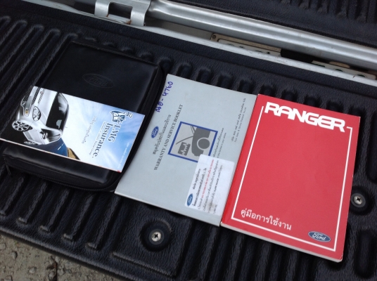 ฟอดเรนเจอ ปี2005 โอเพ่นแค็ป สภาพนี้หายากแล้วครับ จอดในร่มตลอด