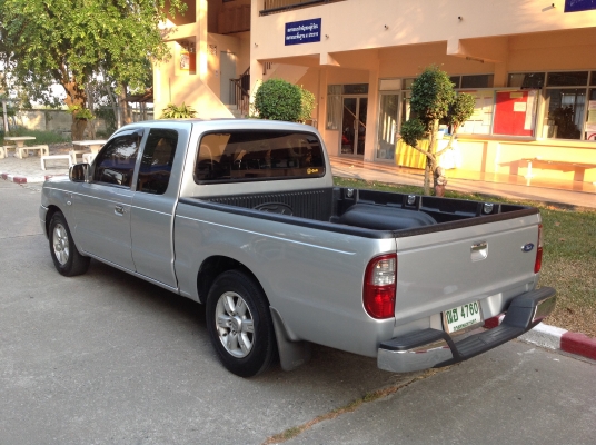 ฟอดเรนเจอ ปี2005 โอเพ่นแค็ป สภาพนี้หายากแล้วครับ จอดในร่มตลอด