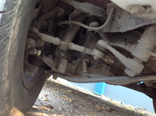 ฟอดเรนเจอ ปี2005 โอเพ่นแค็ป สภาพนี้หายากแล้วครับ จอดในร่มตลอด