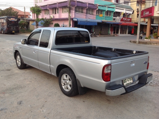 ฟอดเรนเจอ ปี2005 โอเพ่นแค็ป สภาพนี้หายากแล้วครับ จอดในร่มตลอด