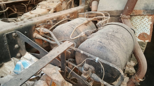 ขาย หัวคัสซี 10 ล้อ 2 เพลา ISUZU SRZ441 พร้อมโม่ 5 คิว เครื่องยนต์ 10PE1 320 แรงม้า เกียร์ใหญ่ คัสซีมีบวมหน่อย เอกสารเล่มทะเบียนครบ ราคาต่อรองได้