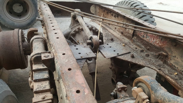 ขาย หัวคัสซี 10 ล้อ 2 เพลา ISUZU SRZ441 พร้อมโม่ 5 คิว เครื่องยนต์ 10PE1 320 แรงม้า เกียร์ใหญ่ คัสซีมีบวมหน่อย เอกสารเล่มทะเบียนครบ ราคาต่อรองได้