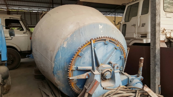 ขาย หัวคัสซี 10 ล้อ 2 เพลา ISUZU SRZ441 พร้อมโม่ 5 คิว เครื่องยนต์ 10PE1 320 แรงม้า เกียร์ใหญ่ คัสซีมีบวมหน่อย เอกสารเล่มทะเบียนครบ ราคาต่อรองได้ ขาย หัวคัสซี 10 ล้อ 2 เพลา ISUZU SRZ441 พร้อมโม่ 5 คิว เครื่องยนต์ 10PE1 320 แรงม้า เกียร์ใหญ่ คัสซีมีบวมหน่อย เอกสารเล่มทะเบียนครบ ราคาต่อรองได้