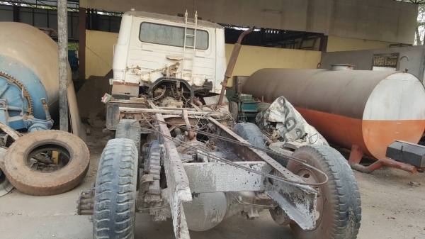 ขาย หัวคัสซี 10 ล้อ 2 เพลา ISUZU SRZ441 พร้อมโม่ 5 คิว เครื่องยนต์ 10PE1 320 แรงม้า เกียร์ใหญ่ คัสซีมีบวมหน่อย เอกสารเล่มทะเบียนครบ ราคาต่อรองได้ ขาย หัวคัสซี 10 ล้อ 2 เพลา ISUZU SRZ441 พร้อมโม่ 5 คิว เครื่องยนต์ 10PE1 320 แรงม้า เกียร์ใหญ่ คัสซีมีบวมหน่อย เอกสารเล่มทะเบียนครบ ราคาต่อรองได้