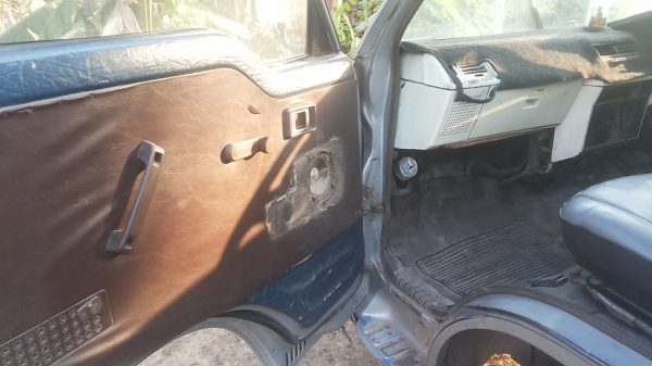 ขายรถตู้โตโยต้าไฮเอทเครื่องดีเซลพวงมาลัยธรรมดาครับ