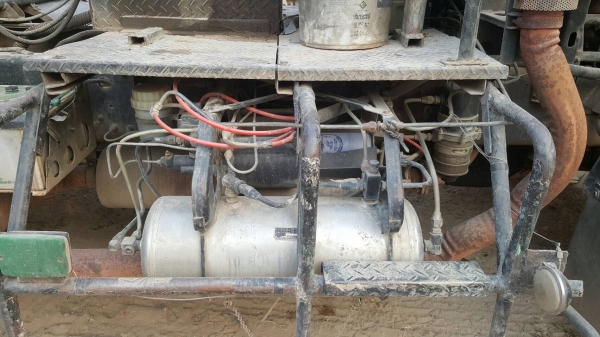 ขาย หัวลาก HINO FM221 พร้อมหางเซมิดั้ม ยาว 7.50 เมตร อู่ ช ทวี เครื่อง EP100 โบอินเตอร์ 285 แรงม้า เกียร์ใหญ่ คัสซีสวยตลอดเส้น ช่วงล่างแน่น ทะเบียนเต็มพร้อมโอน