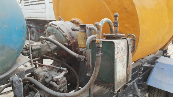 ขายตามสภาพ รถโม่ปูน 2.5 คิว ISUZU NKR ไม่มีทะเบียน เครื่อง 4BE1 110 แรงม้า คัสซีสวยตลอดเส้น แต่งเกียร์สั้น ปั้มไฮดรอริคเสีย ราคาคุยกันได้ครับ